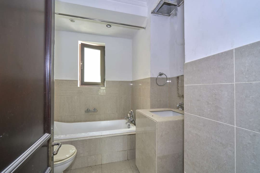 2 Bedroom Apartment For Rent Tajer Residences Lp07167 176dc7980171f500.jpg