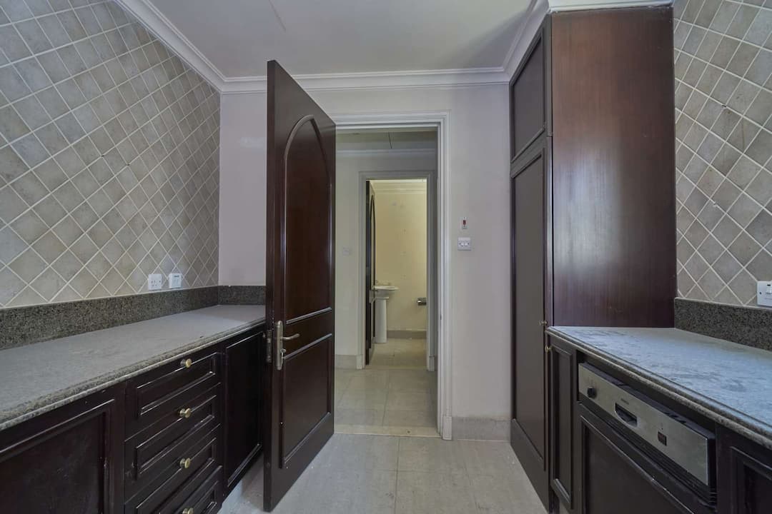 2 Bedroom Apartment For Rent Tajer Residences Lp07167 1cd3192cfd713c00.jpg