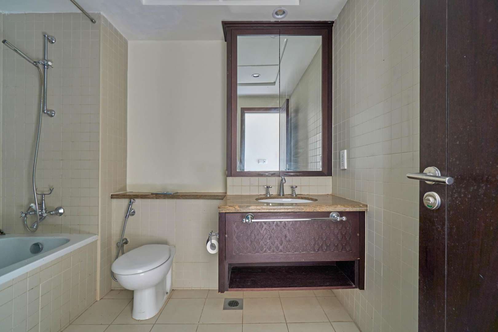 2 Bedroom Apartment For Rent The Residences Downtown Dubai Lp05428 1b765a7081b73000.jpg
