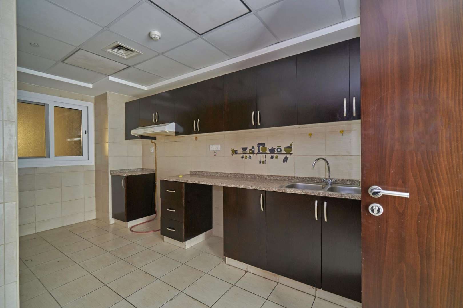 2 Bedroom Apartment For Sale Al Fahad Tower 2 Lp05453 1f945d52733ece00.jpg
