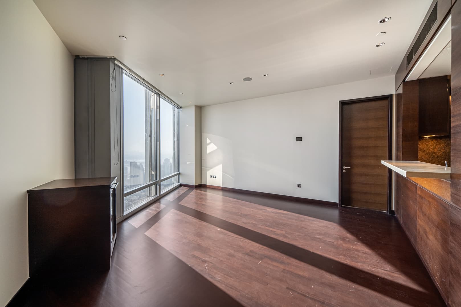 2 Bedroom Apartment For Sale Burj Khalifa Area Lp10418 136b68f7febe0700.jpg