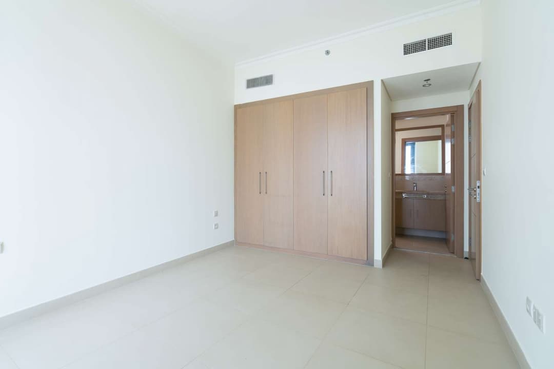 2 Bedroom Apartment For Sale Burj Vista Lp09161 1d52eb5029158900.jpg