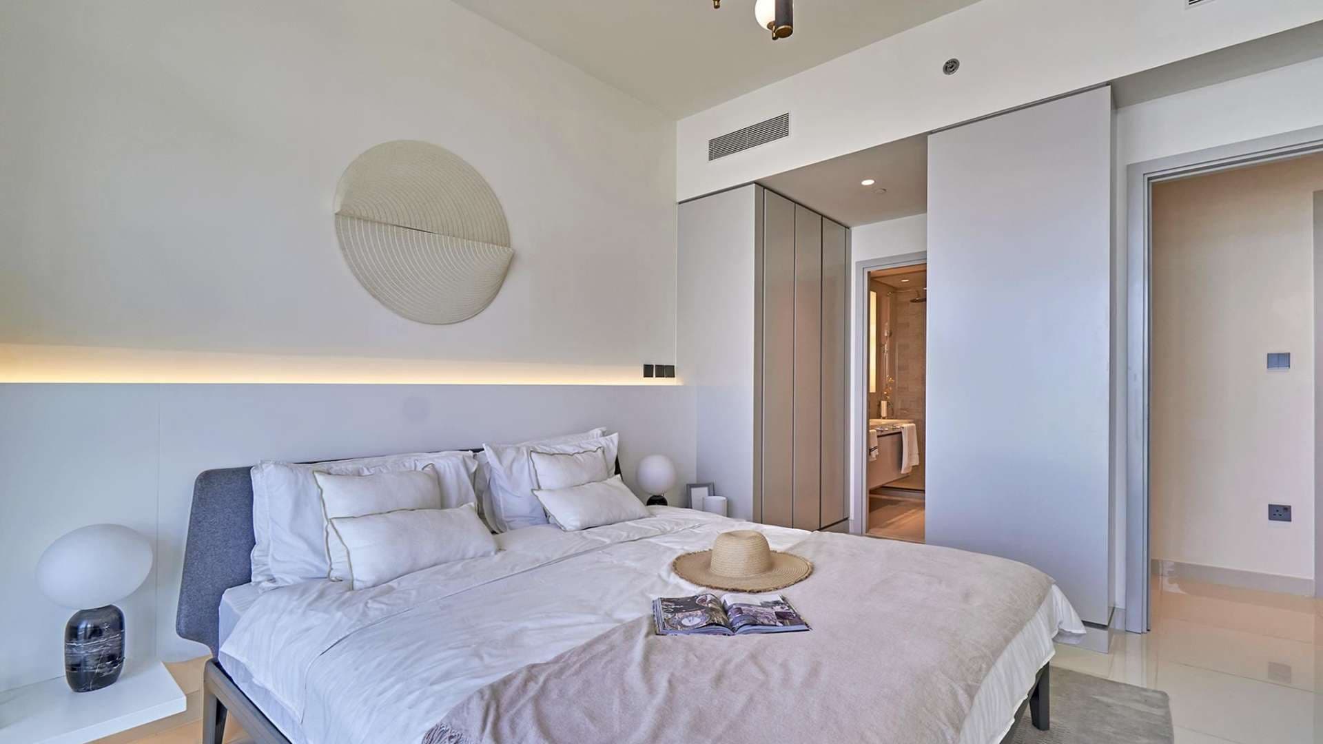2 Bedroom Apartment For Sale Emaar Beachfront Lp09408 22db1e4bdadf6c00.jpeg