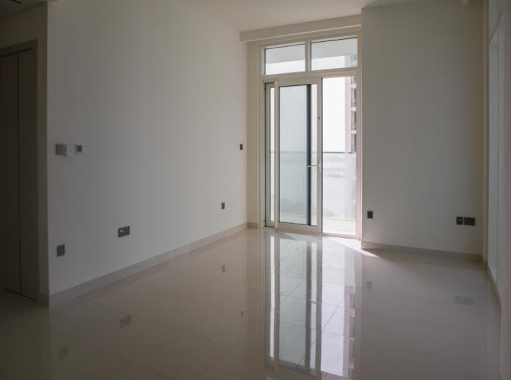 2 Bedroom Apartment For Sale Emaar Beachfront Lp12740 14f5b3e250699200.jpg