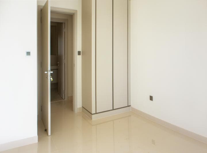 2 Bedroom Apartment For Sale Emaar Beachfront Lp12740 Bbbdd7334adb700.jpg