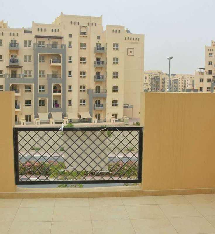 2 Bedroom Apartment For Sale Remraam Lp03210 2be36004a611be00.jpg