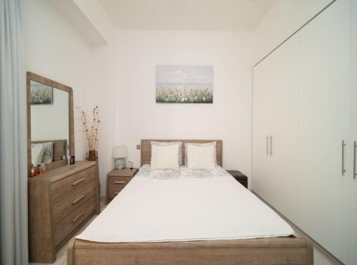 2 Bedroom Apartment For Sale Shams Lp11695 340cd3bf467c300.jpg
