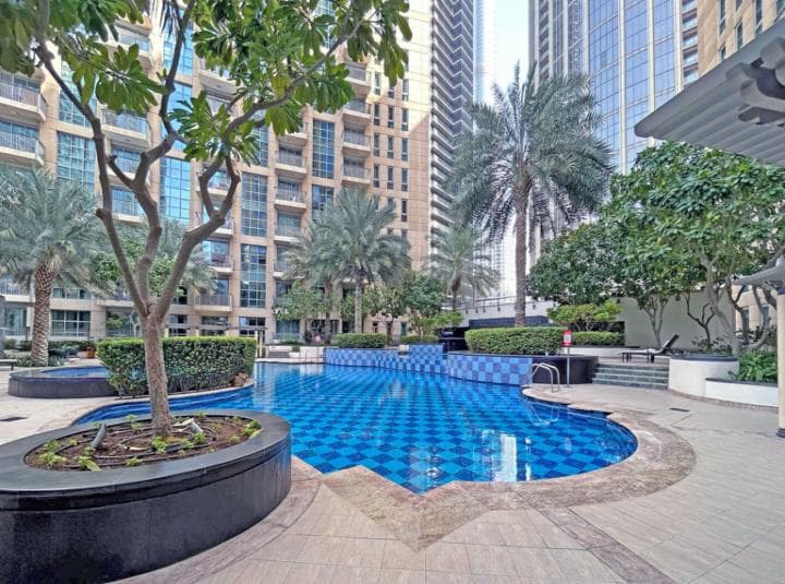 2 Bedroom Apartment For Sale Standpoint Towers Lp16936 9c4dc2b3a3ec080.jpg