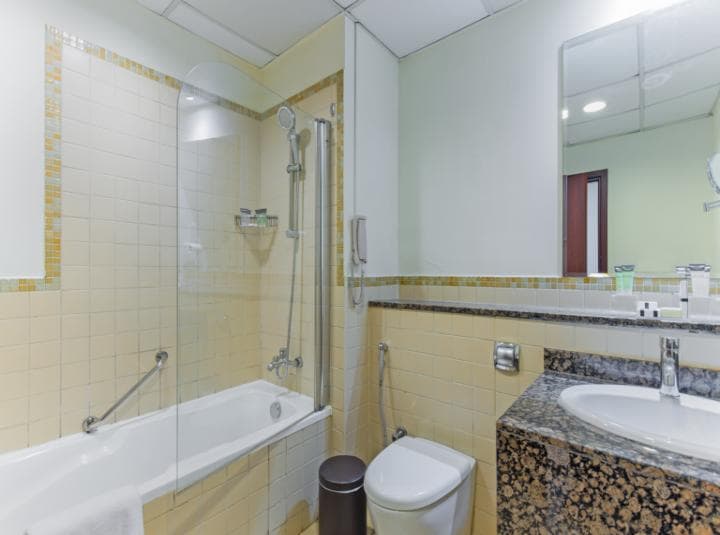 2 Bedroom Serviced Residences For Rent Amwaj Lp12970 7c4f8d69259fb40.jpg