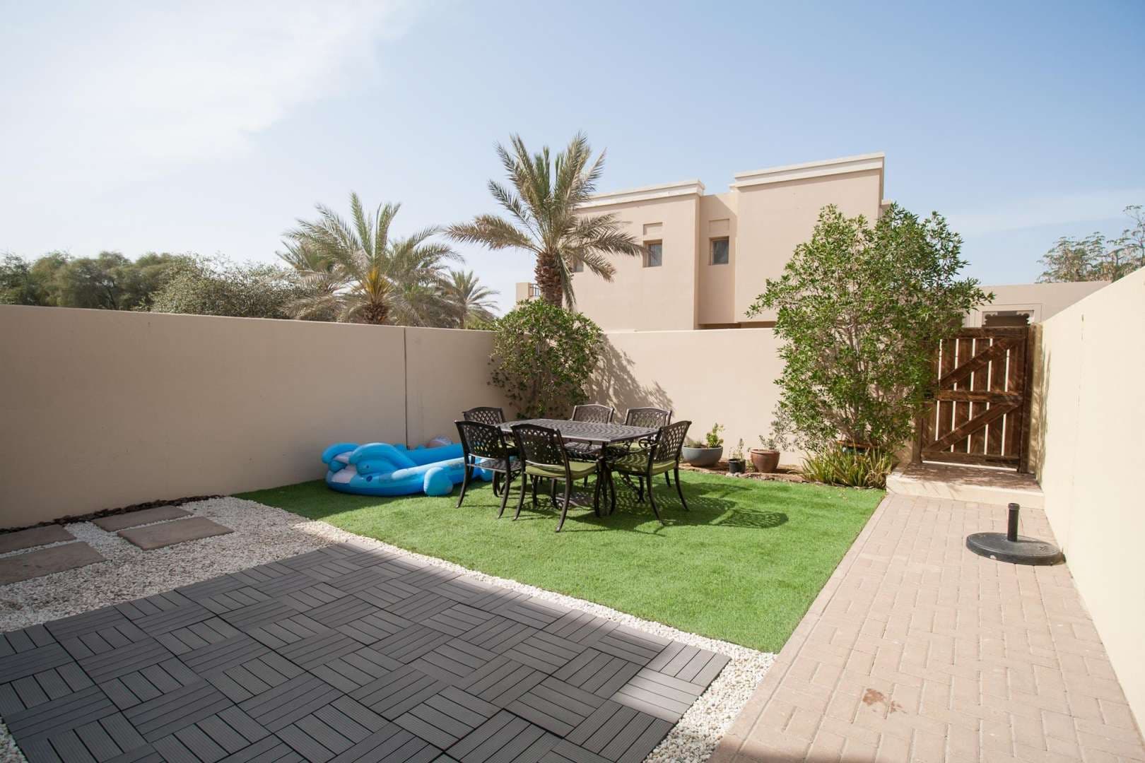2 Bedroom Villa For Rent Al Reem Lp05419 1ac5d7411b99af00.jpg