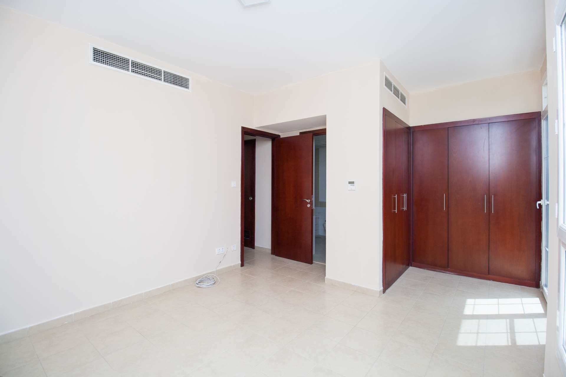 2 Bedroom Villa For Sale Al Reem Lp04716 1fbbc4d68b95ef00.jpg