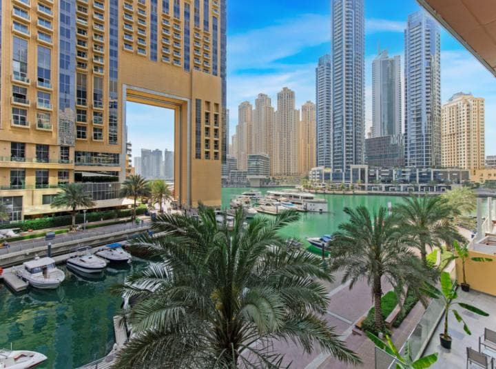 2 Bedroom Villa For Short Term Dubai Marina Moon Lp11970 68797aa20b82b00.jpg