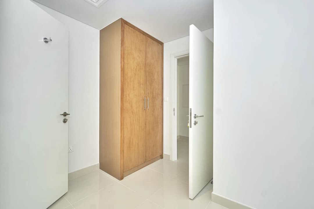 3 Bedroom Apartment For Rent Blvd Crescent Lp08422 1d626430fdf5b400.jpg