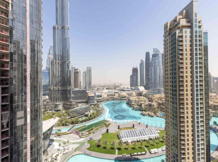 3 Bedroom Apartment For Rent Burj Khalifa Area Lp12203 1d04384c36301b00.jpg