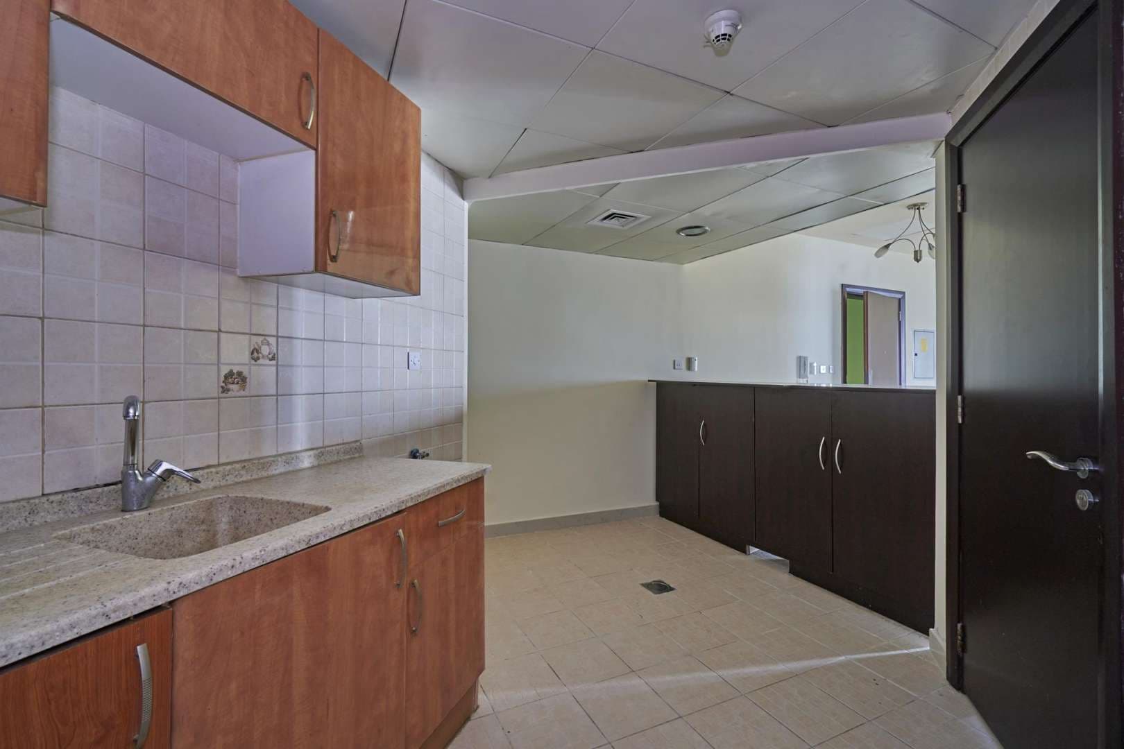3 Bedroom Apartment For Rent Dubai Gate 1 Lp05296 2e4a1230d25fb400.jpg