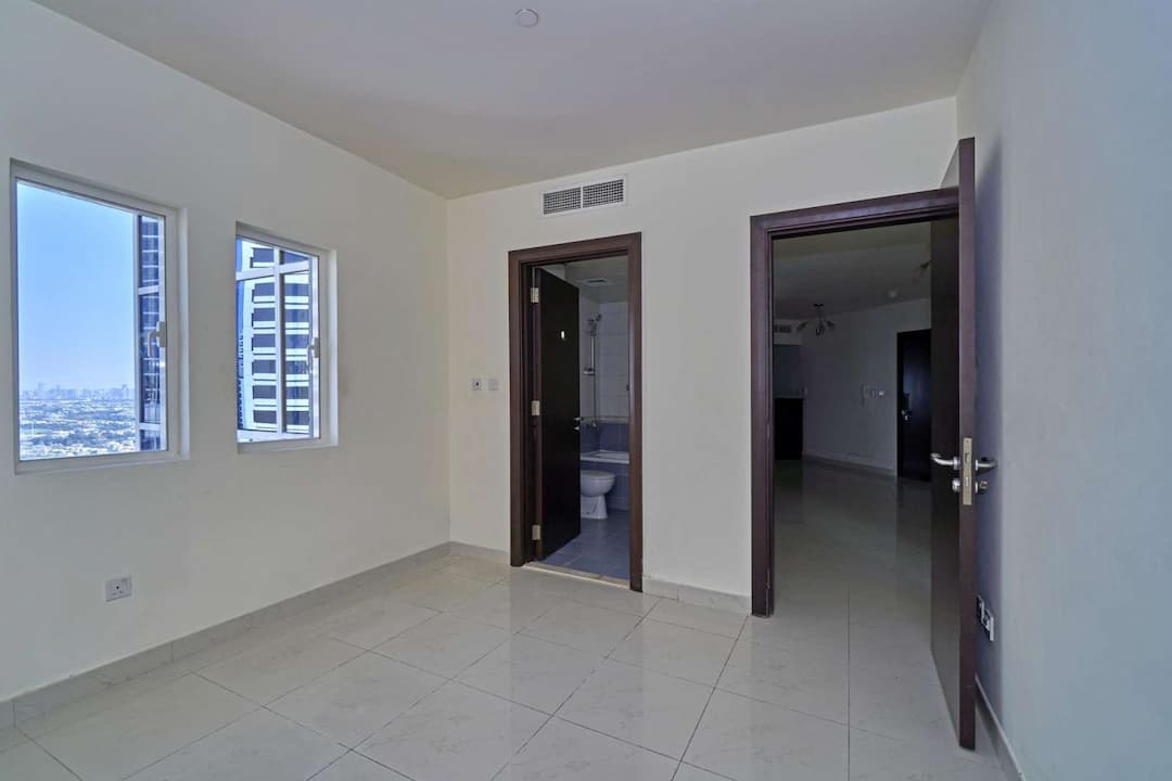 3 Bedroom Apartment For Rent Dubai Gate 1 Lp05296 38a274fa583ab40.jpg