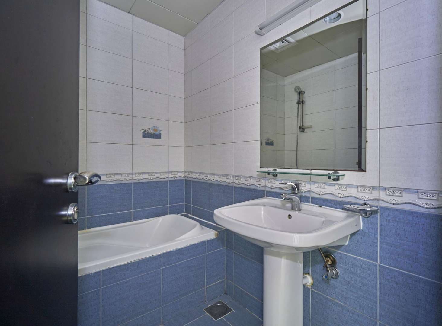 3 Bedroom Apartment For Rent Dubai Gate 1 Lp05296 F7de3ee87e03200.jpg