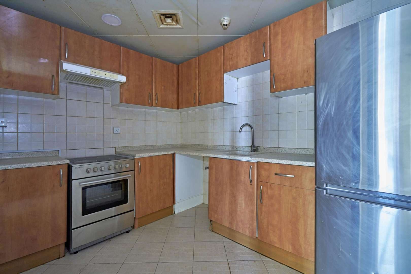 3 Bedroom Apartment For Rent Dubai Gate 1 Lp05297 D8e166e62126180.jpg