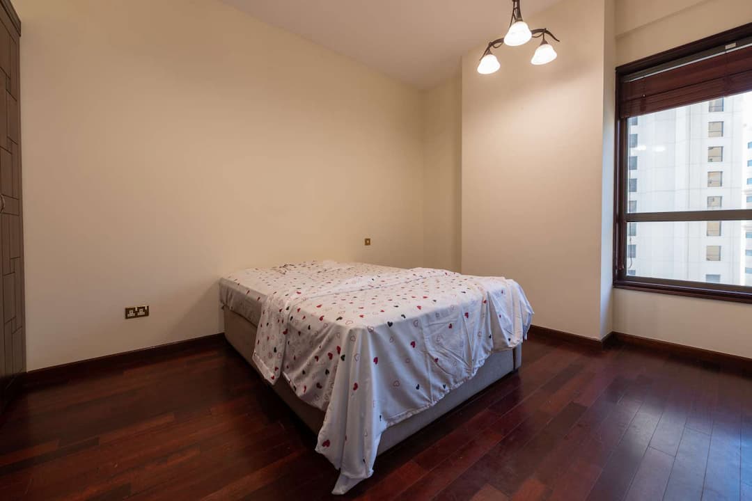 3 Bedroom Apartment For Rent Shams Lp05020 8f49b1db8d80200.jpg