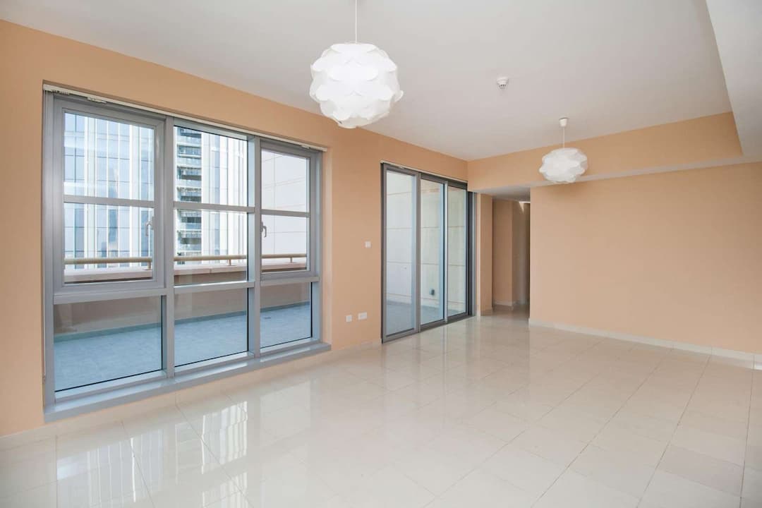 3 Bedroom Apartment For Rent Standpoint Tower A Lp05393 286a7341c7d28200.jpg