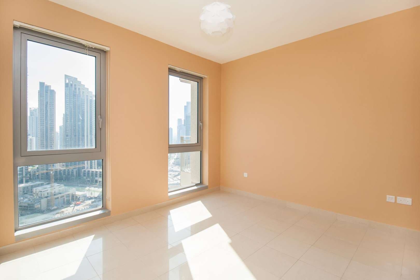 3 Bedroom Apartment For Rent Standpoint Tower A Lp05393 E30e6c8c2359000.jpg