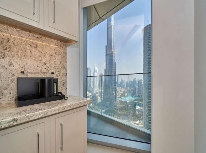 3 Bedroom Apartment For Rent The Address Sky View Towers Lp15991 Ce5c82632118f8.jpg