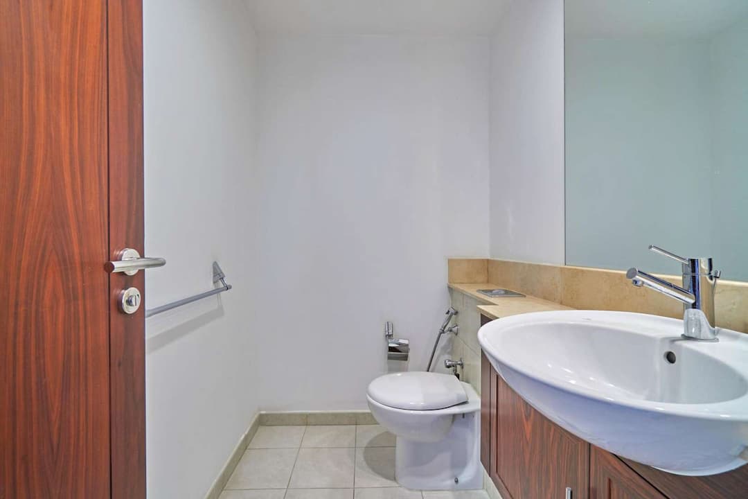 3 Bedroom Apartment For Rent The Residences Downtown Dubai Lp05274 26dda33c110f2800.jpg