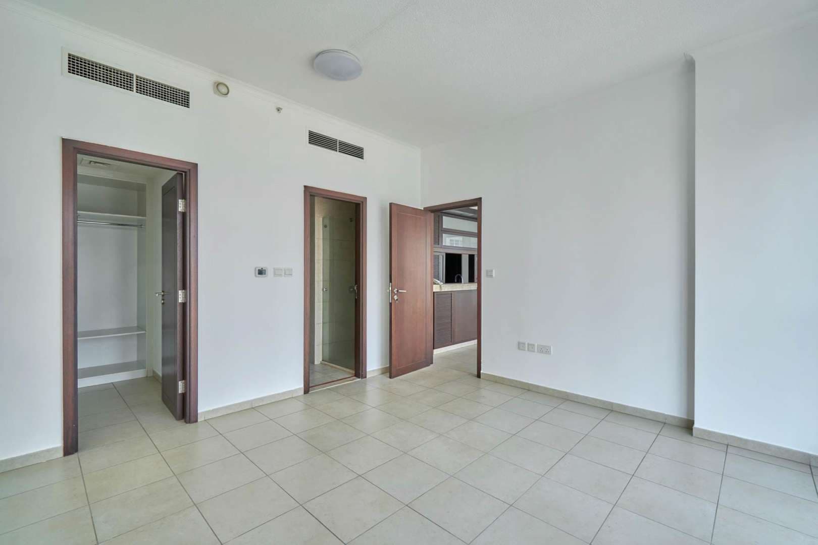 3 Bedroom Apartment For Rent The Residences Downtown Dubai Lp05899 2f61703aa6b17000.jpg