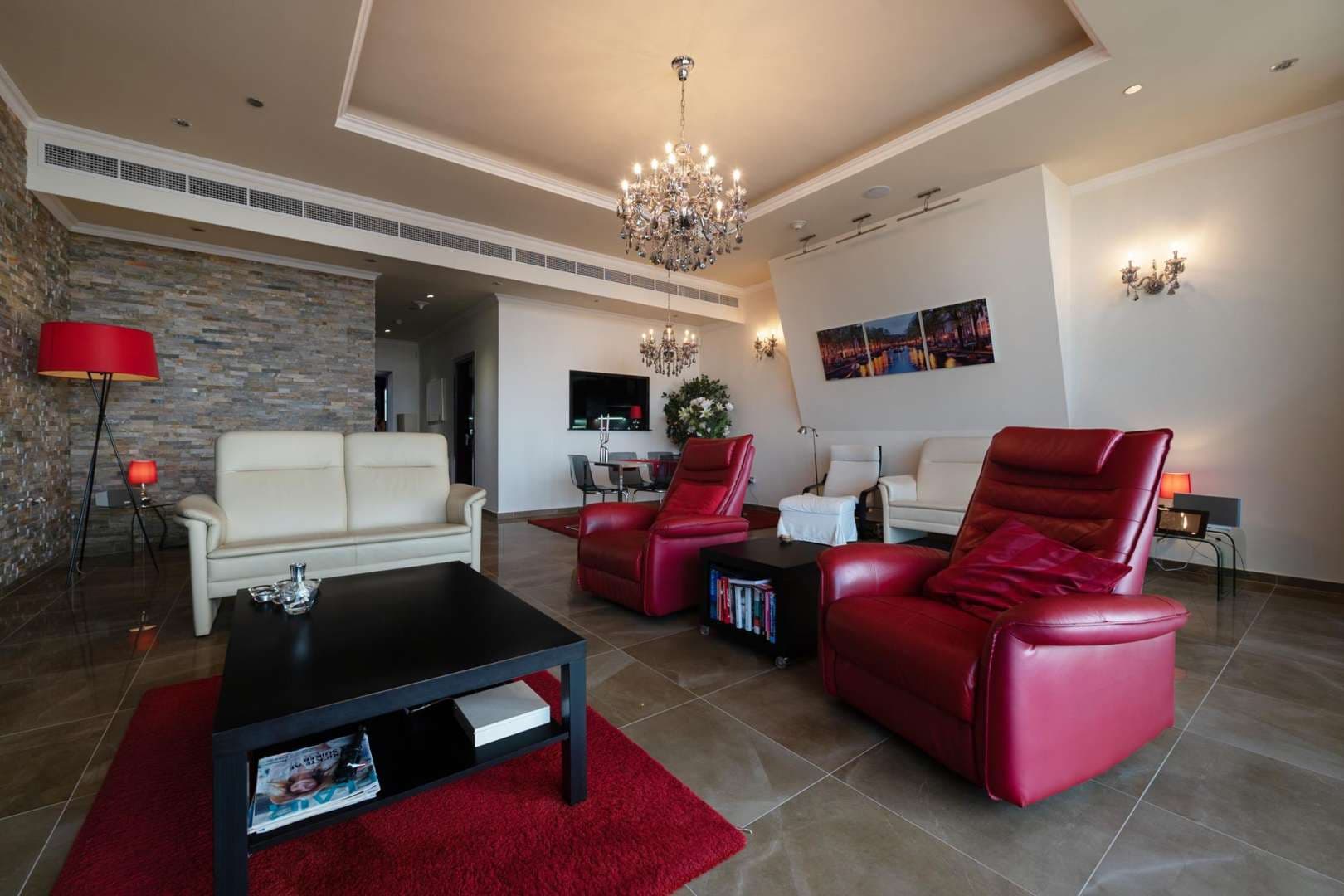 3 Bedroom Apartment For Rent Tiara Residences Lp05249 23882bcf7a9df400.jpg