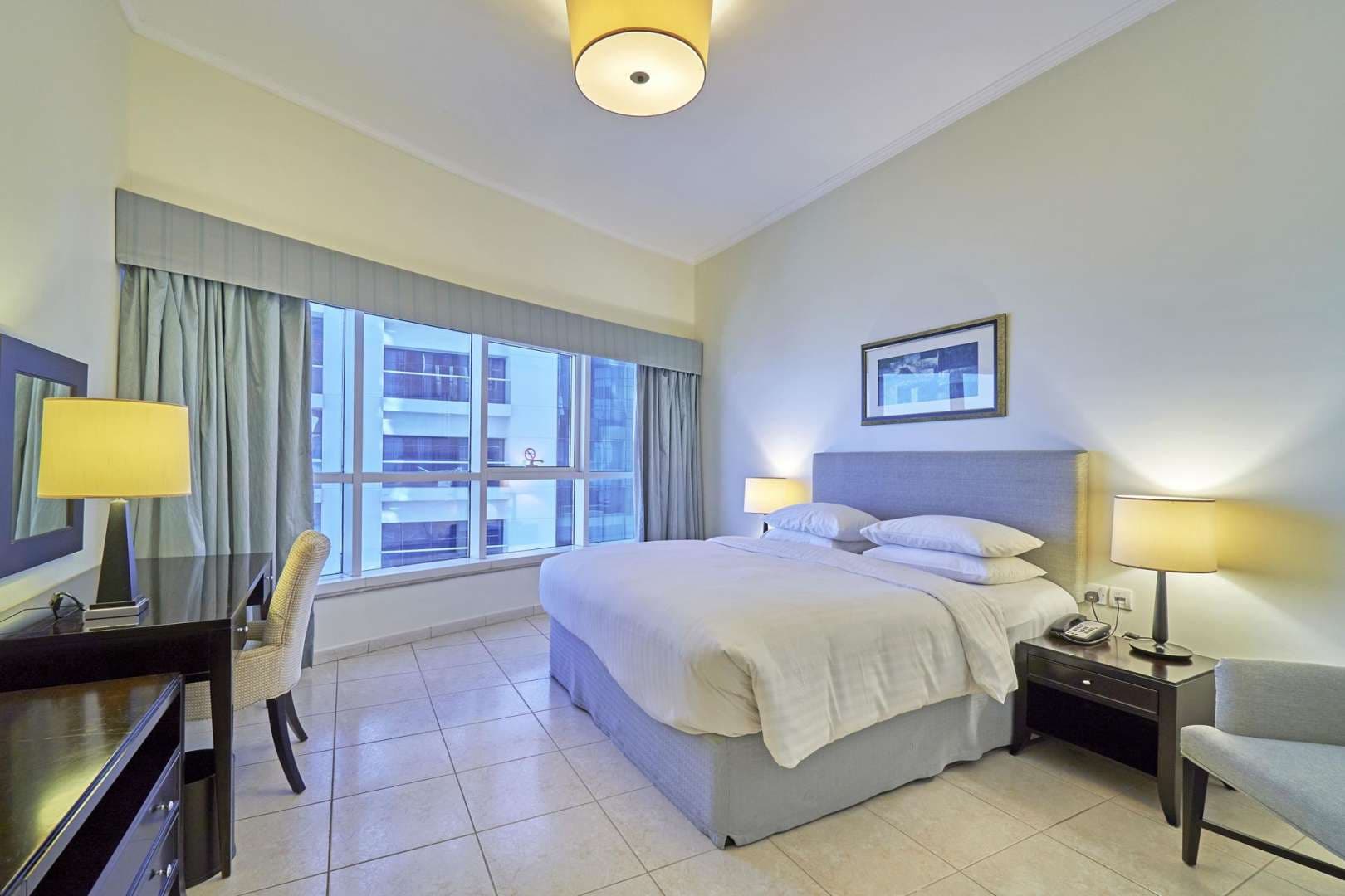 3 Bedroom Apartment For Short Term Marriott Harbour Hotel And Suites Lp05710 A51fb61aad41680.jpg