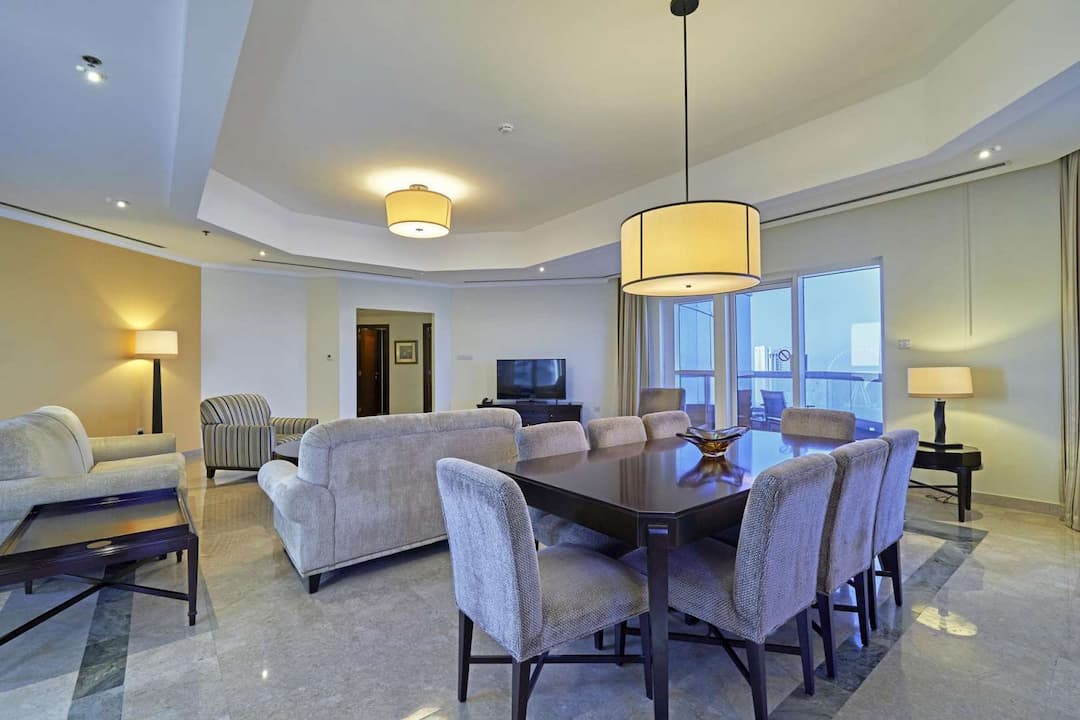 3 Bedroom Serviced Residences For Rent Marriott Harbour Hotel And Suites Lp05694 F62930f2a211180.jpg