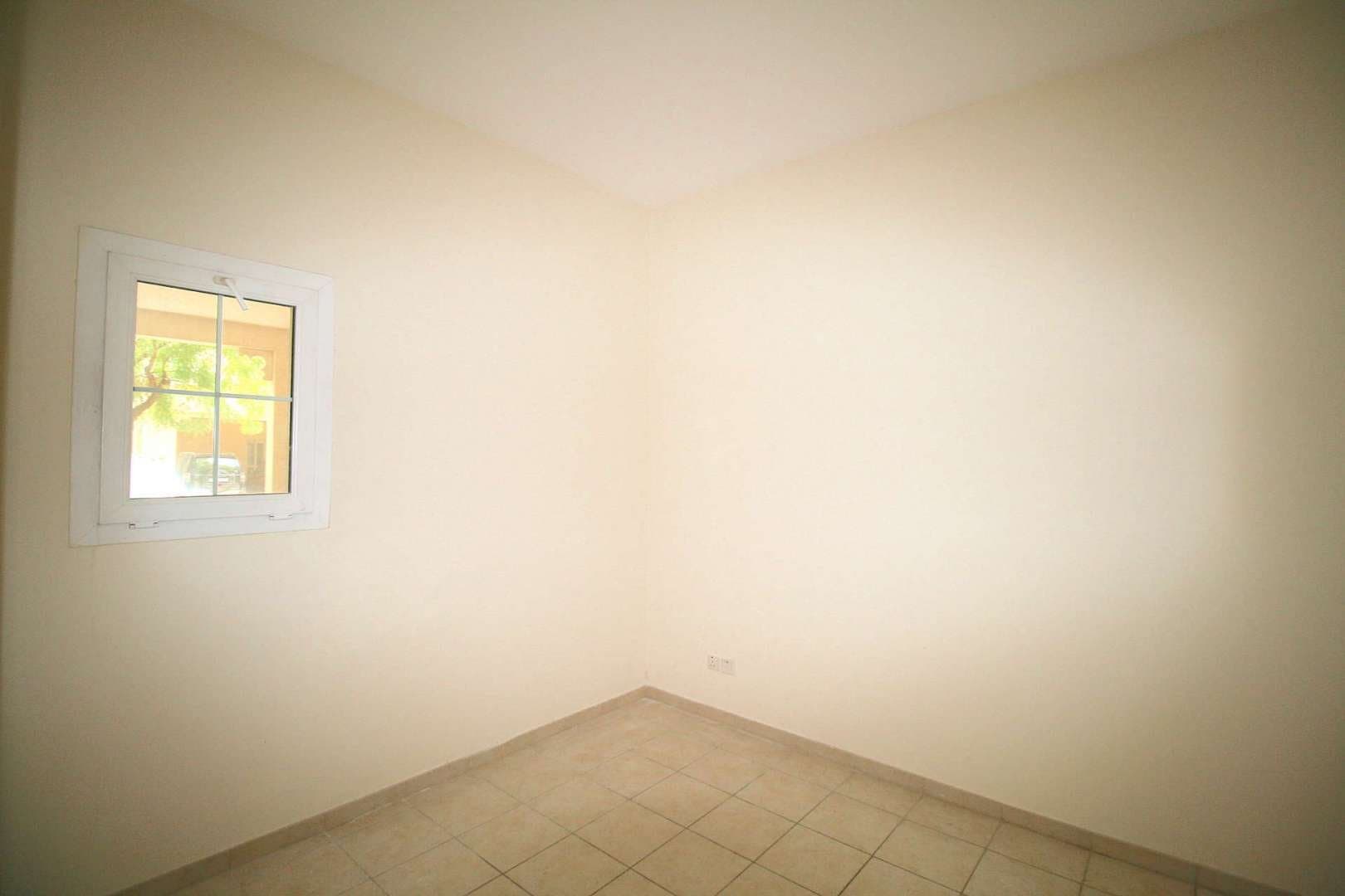 3 Bedroom Townhouse For Rent Al Reem Lp05448 23d804ca53a7d200.jpeg