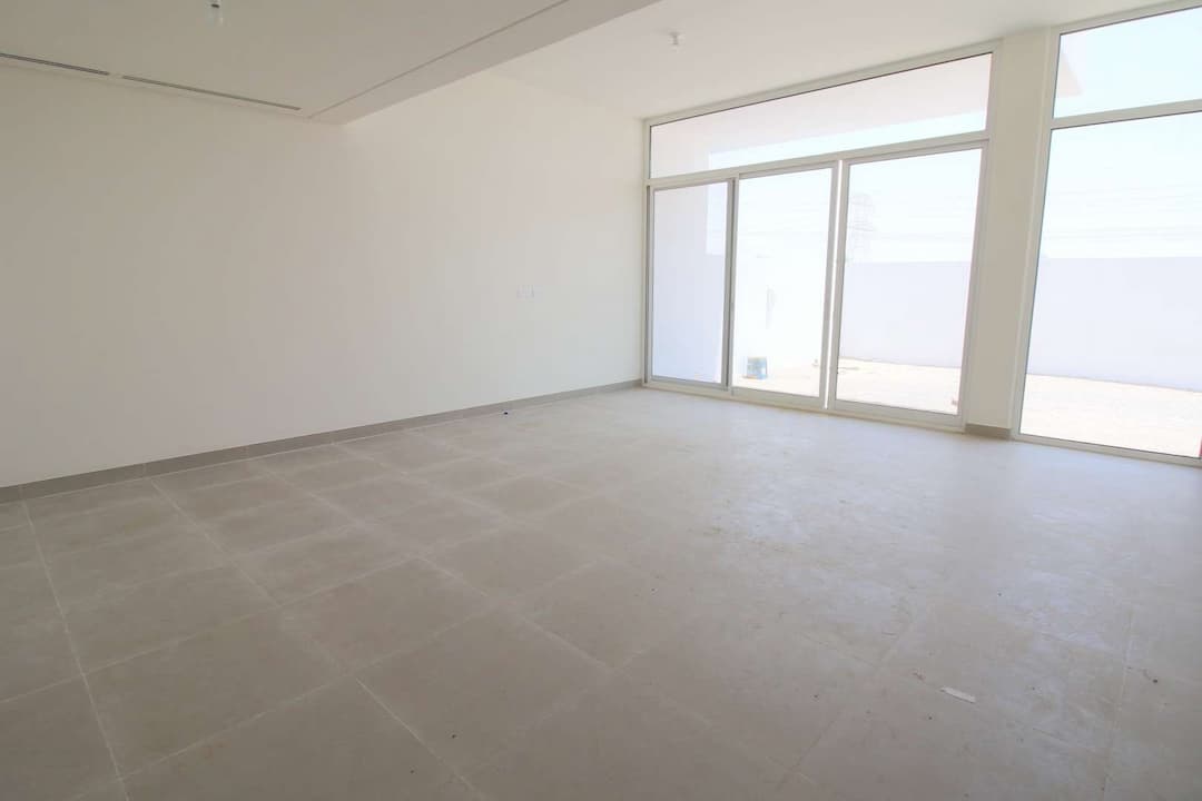 3 Bedroom Townhouse For Rent Arabella Townhouses Lp06810 988bf0f1f63f680.jpg