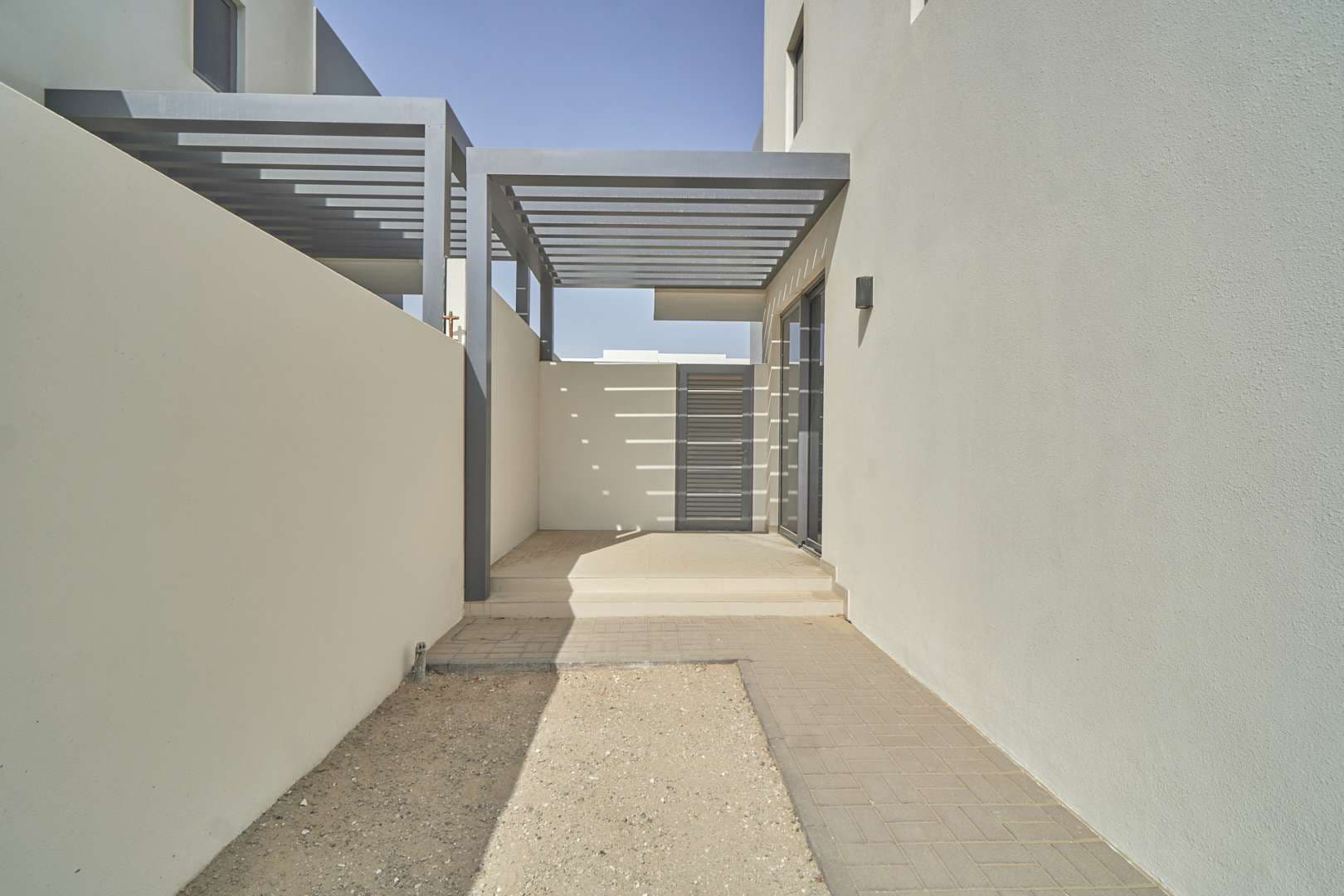 3 Bedroom Townhouse For Rent Maple At Dubai Hills Estate Lp09432 17c1ba2ccb113300.jpg