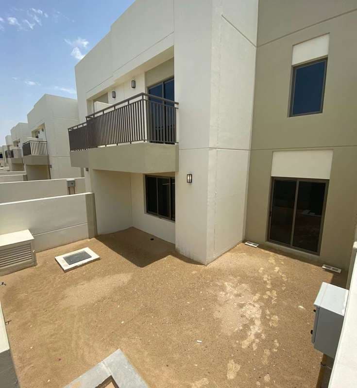 3 Bedroom Townhouse For Rent Noor Townhouse Lp04228 49897a8f0db3e80.jpg