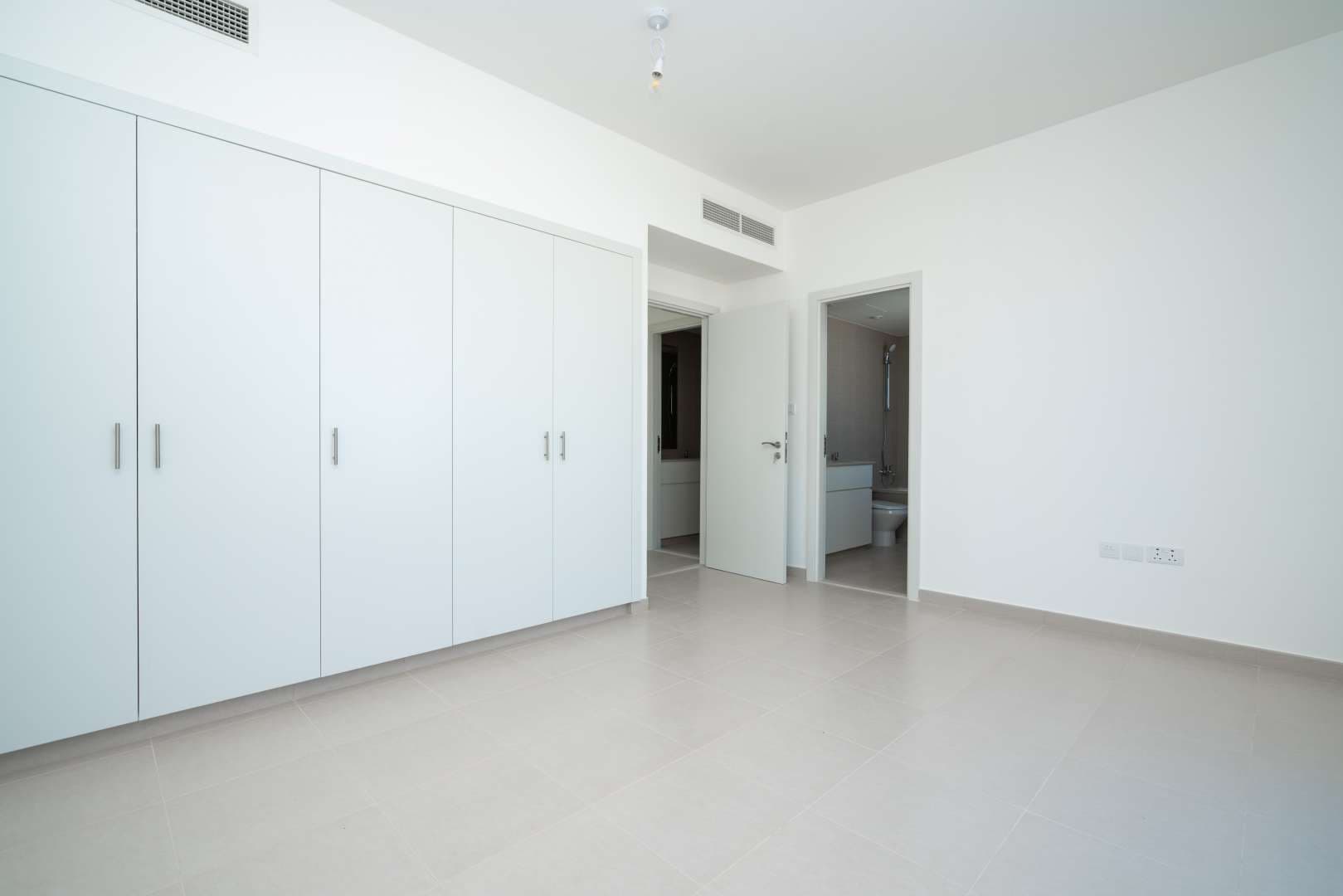 3 Bedroom Townhouse For Rent Zahra Townhouses Lp05539 1750b5a07526db00.jpg