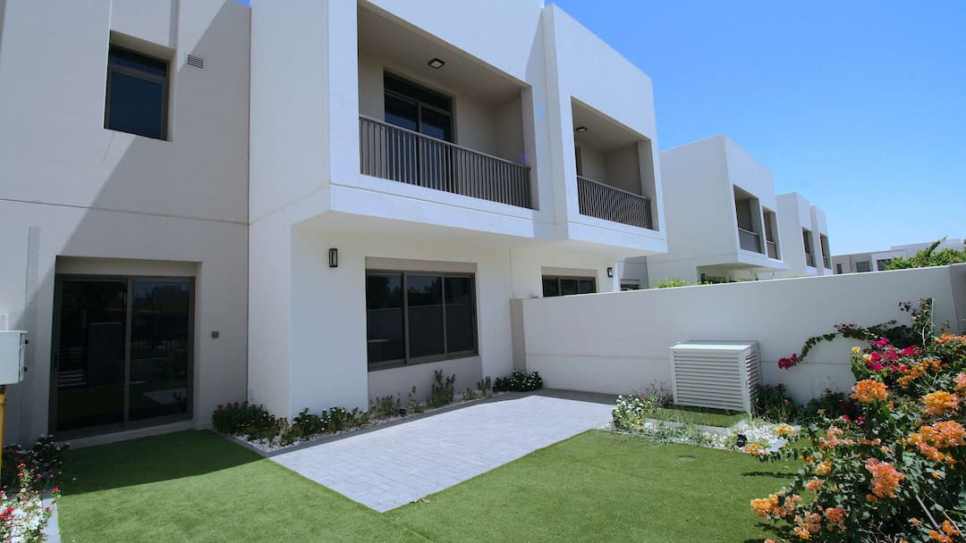 3 Bedroom Townhouse For Sale Zahra Townhouses Lp07624 2f96ddfaa26f1200.jpg