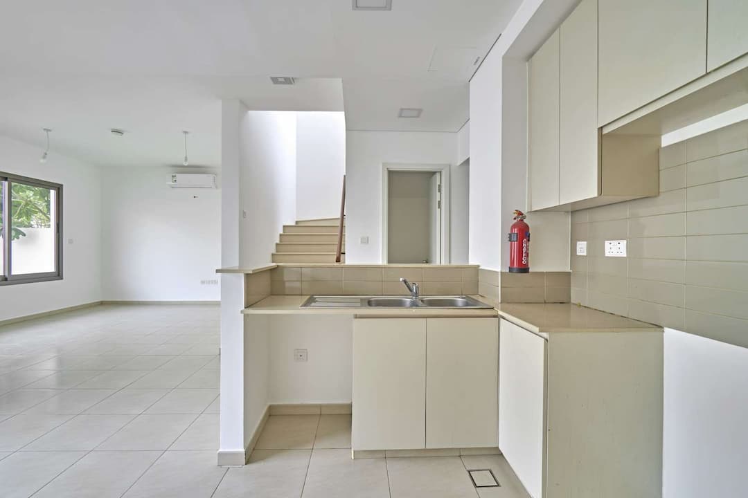 3 Bedroom Townhouse For Sale Zahra Townhouses Lp09037 Ca089dc3a9f8d00.jpg