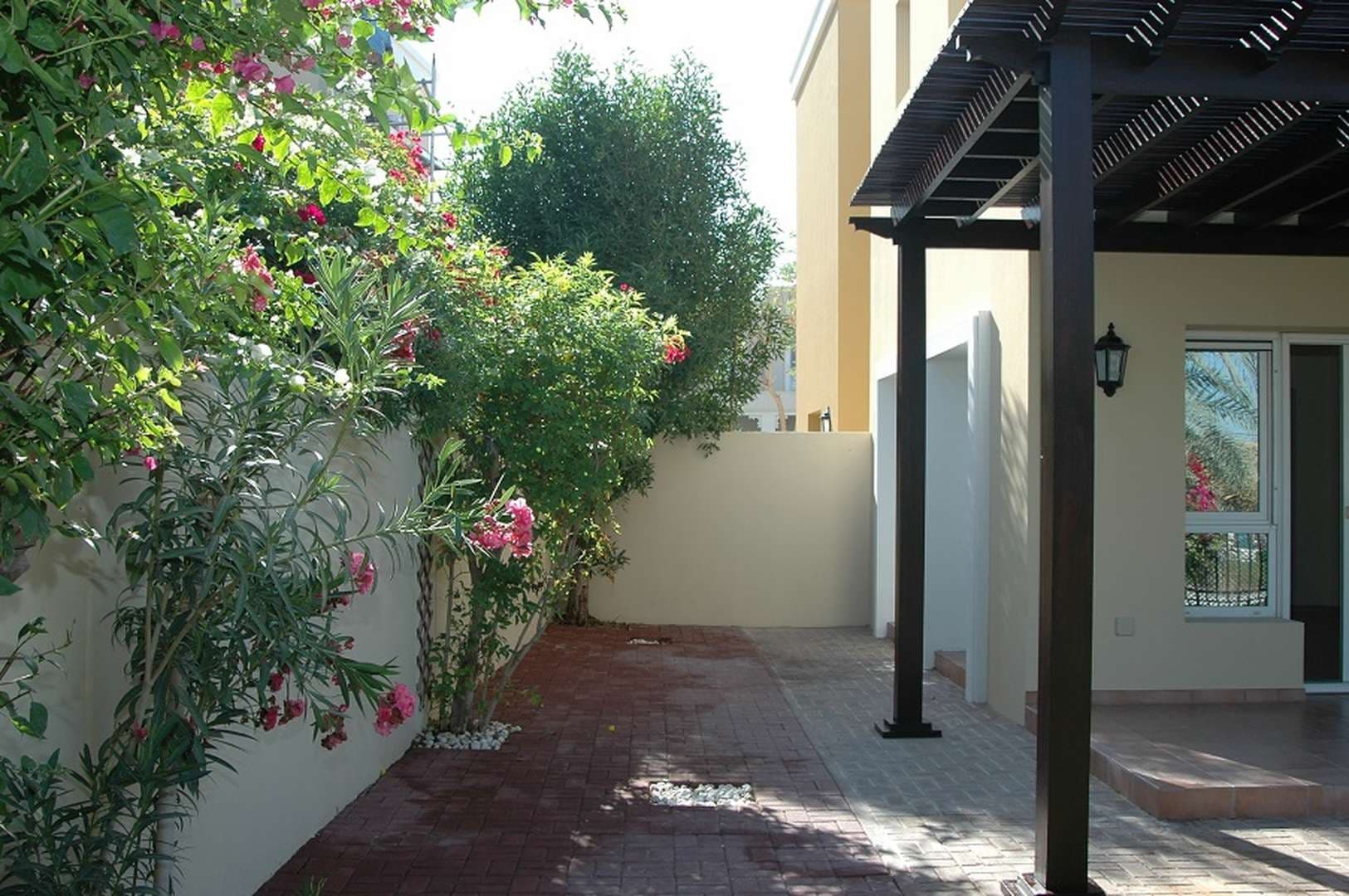 3 Bedroom Villa For Rent Al Reem Lp05005 2f5607540c98f00.jpg