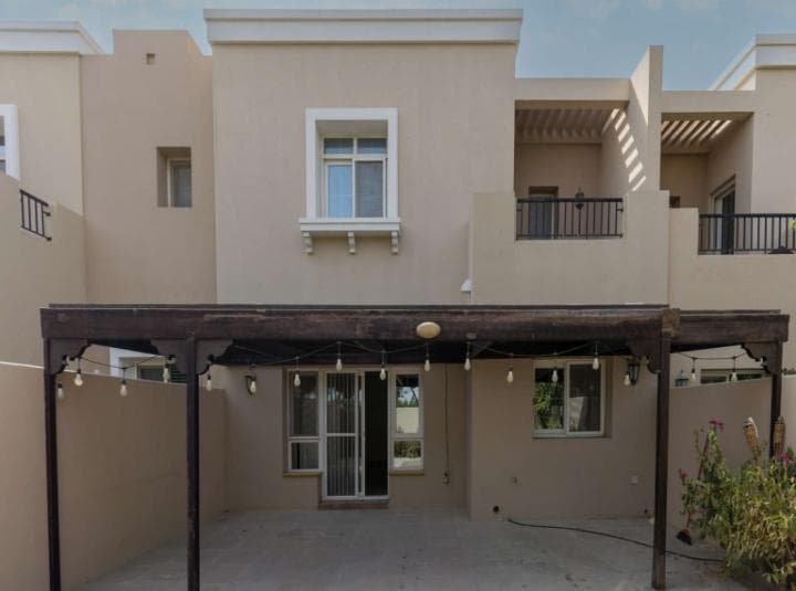 3 Bedroom Villa For Rent Al Reem Lp14338 2ef4912f58db0800.jpg