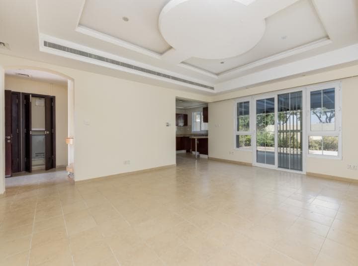 3 Bedroom Villa For Rent Al Reem Lp14338 30d4607bd737ba00.jpg