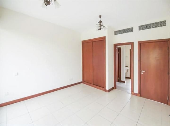 3 Bedroom Villa For Rent Al Seef Tower 3 Lp37184 2618e5ed2cbcd200.jpg
