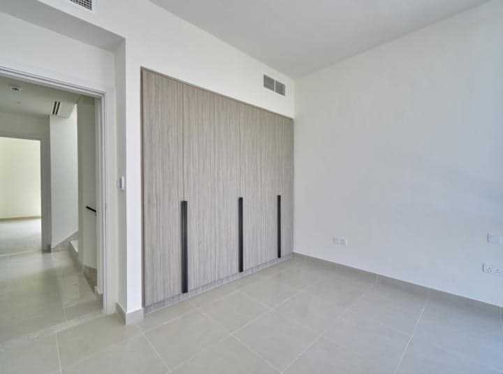 3 Bedroom Villa For Rent Club Villas At Dubai Hills Lp12029 1e436a773eada200.jpg