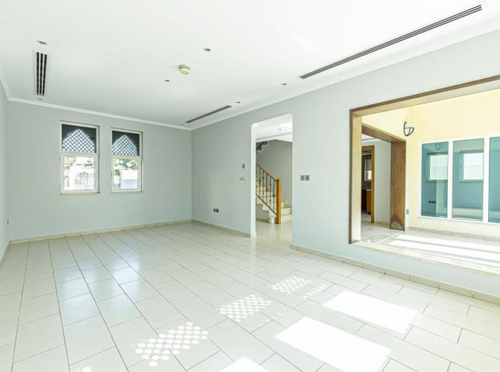 3 Bedroom Villa For Rent South Tower Lp40008 328db0ab70f02c00.jpg