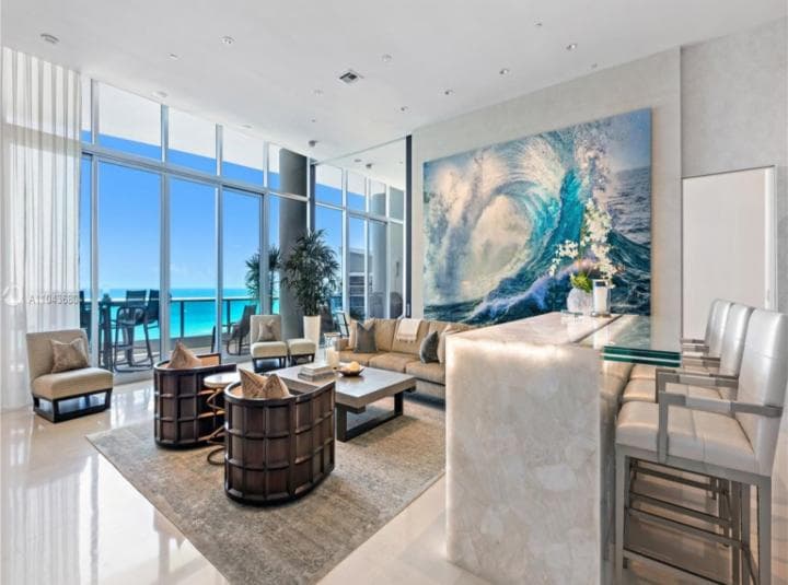 3 Bedroom Villa For Sale Miami Beach Lp09825 18a4f7f4aed96300.jpg