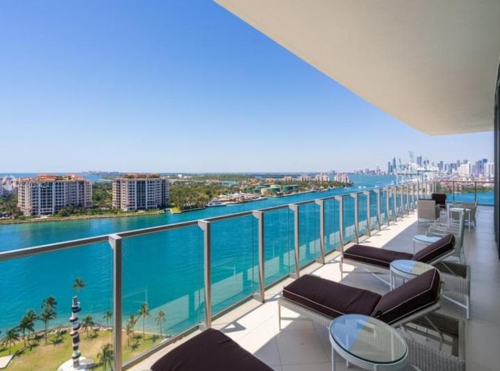 3 Bedroom Villa For Sale Miami Beach Lp09848 4c2151b3ff44380.jpg