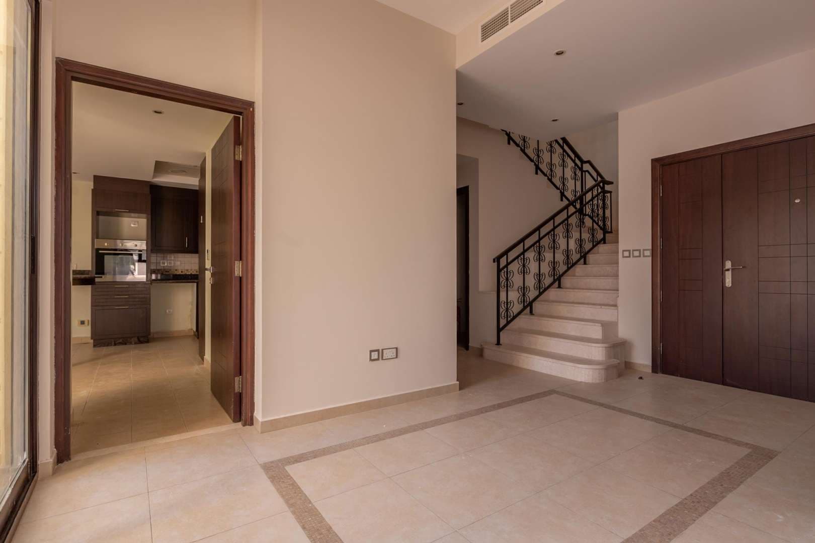 4 Bedroom Townhouse For Rent Al Salam Lp05145 2c40d158e566de00.jpg
