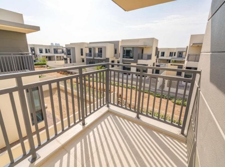 4 Bedroom Townhouse For Rent Maple At Dubai Hills Estate Lp14506 2f0f785d25638000.jpg