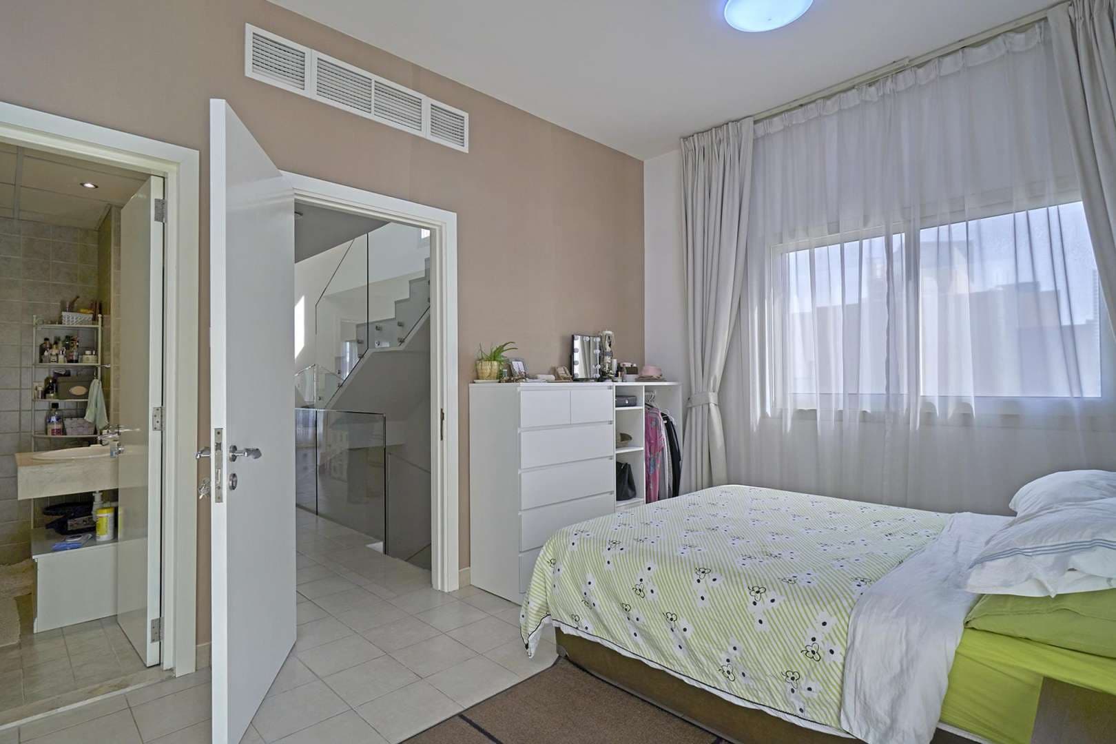 4 Bedroom Townhouse For Rent Valencia Park Lp06222 2078b0c1bf858200.jpg