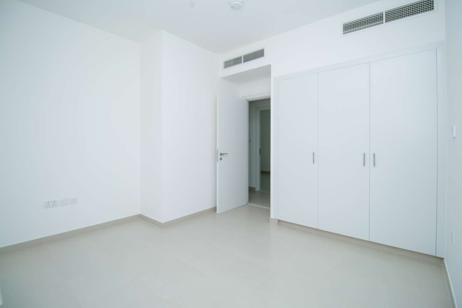 4 Bedroom Townhouse For Rent Zahra Townhouses Lp05569 450193db9cb5780.jpg